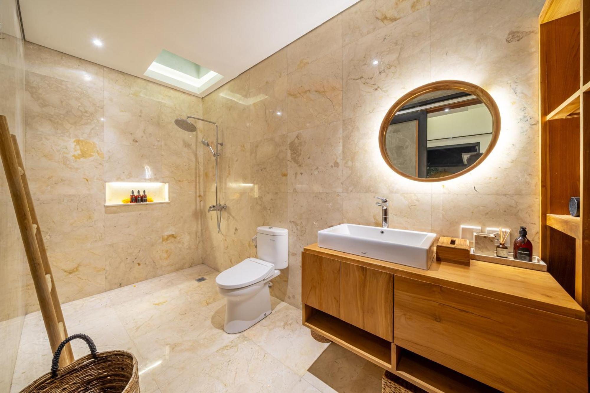 Lecatica - Brand New 2bdr Paradise With Expansive Pool - Your Dream Retreat In Canggu!